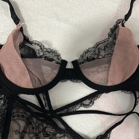 1 day sale! VS Designer Collection Black Label - Picture 6 of 9